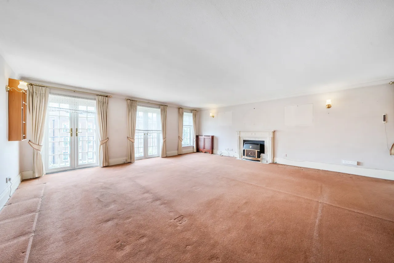 Ashurst Close, Northwood, HA6, photo 2