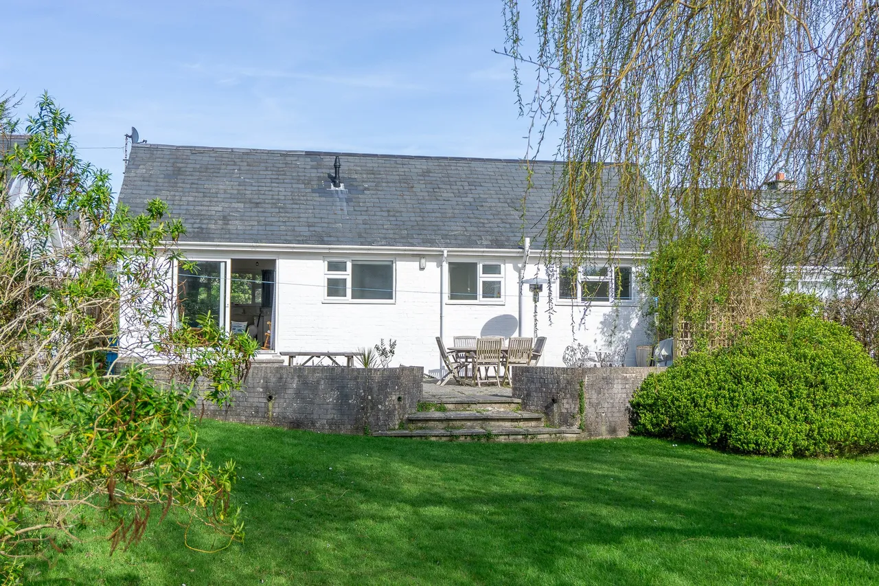 33, Cae du Estate, Abersoch, Pwllheli, Gwynedd, LL53 7EN, photo 2