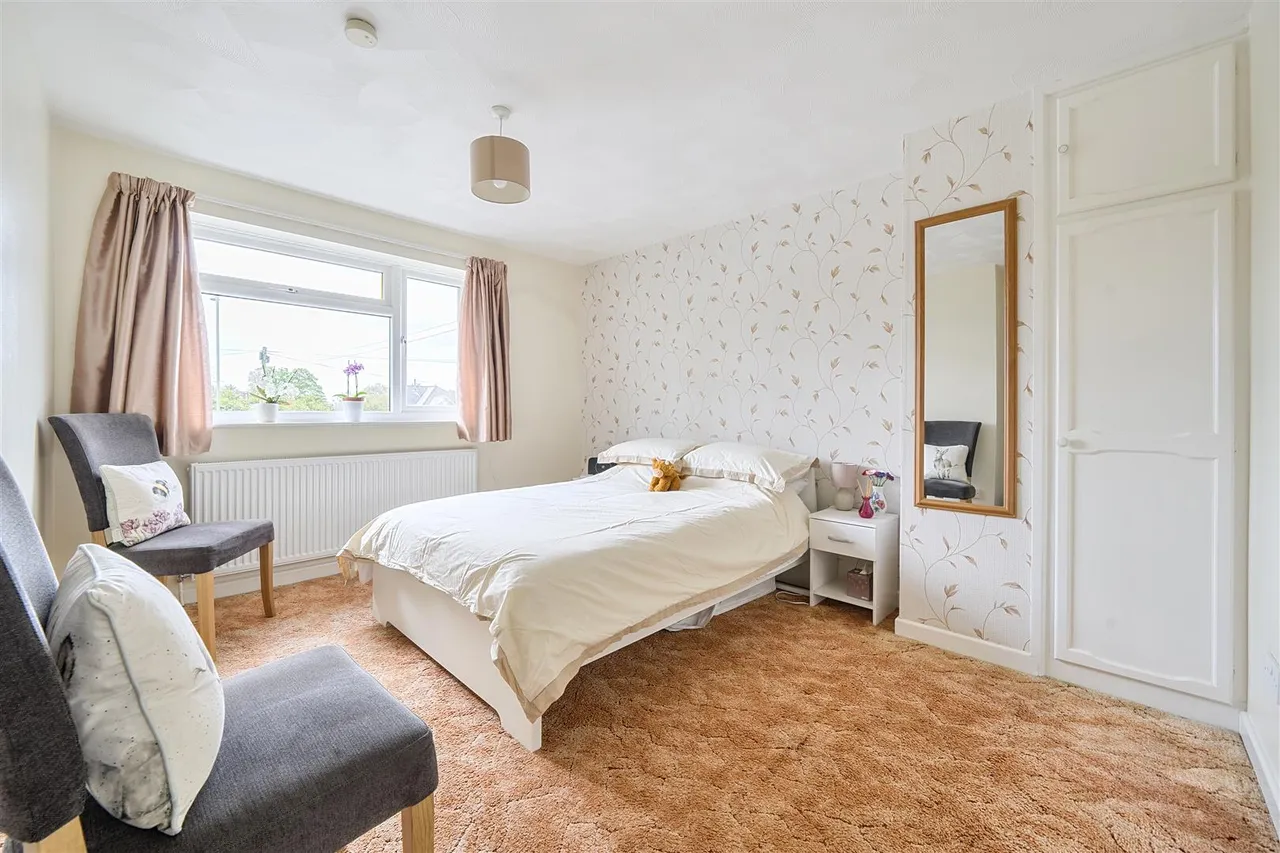 Bridge Road, Sarisbury Green, photo 12