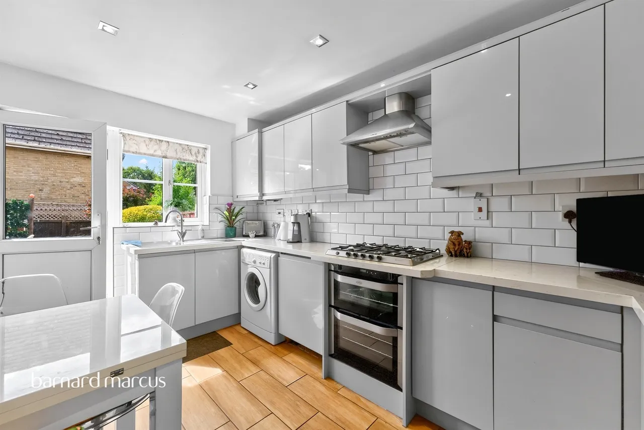 Halton Close, London, N11, photo 7