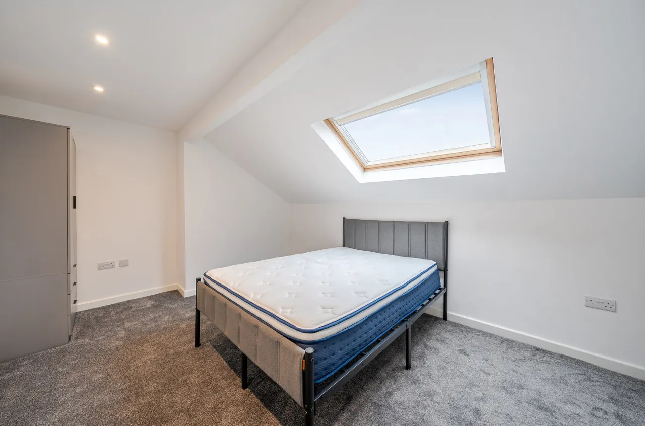 Burlington Road, Leeds, LS11, photo 9