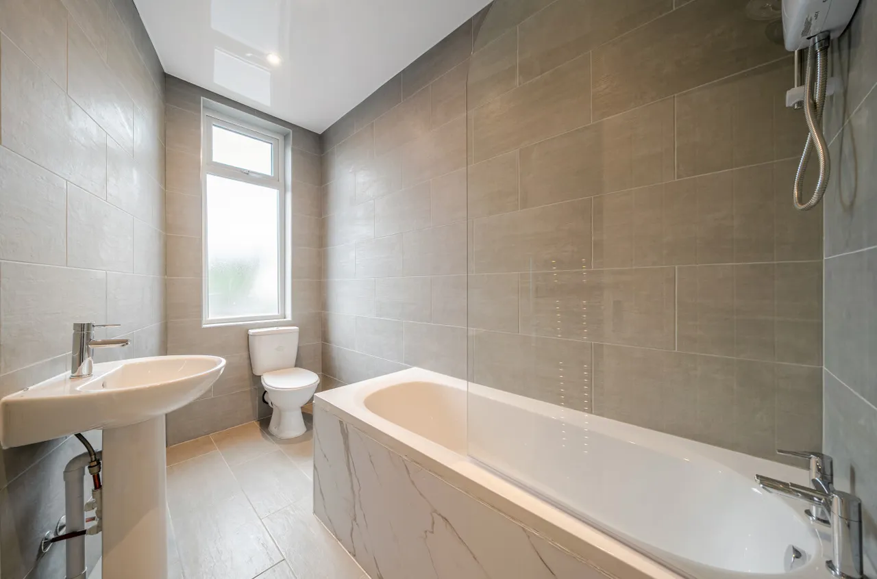 Burlington Road, Leeds, LS11, photo 6