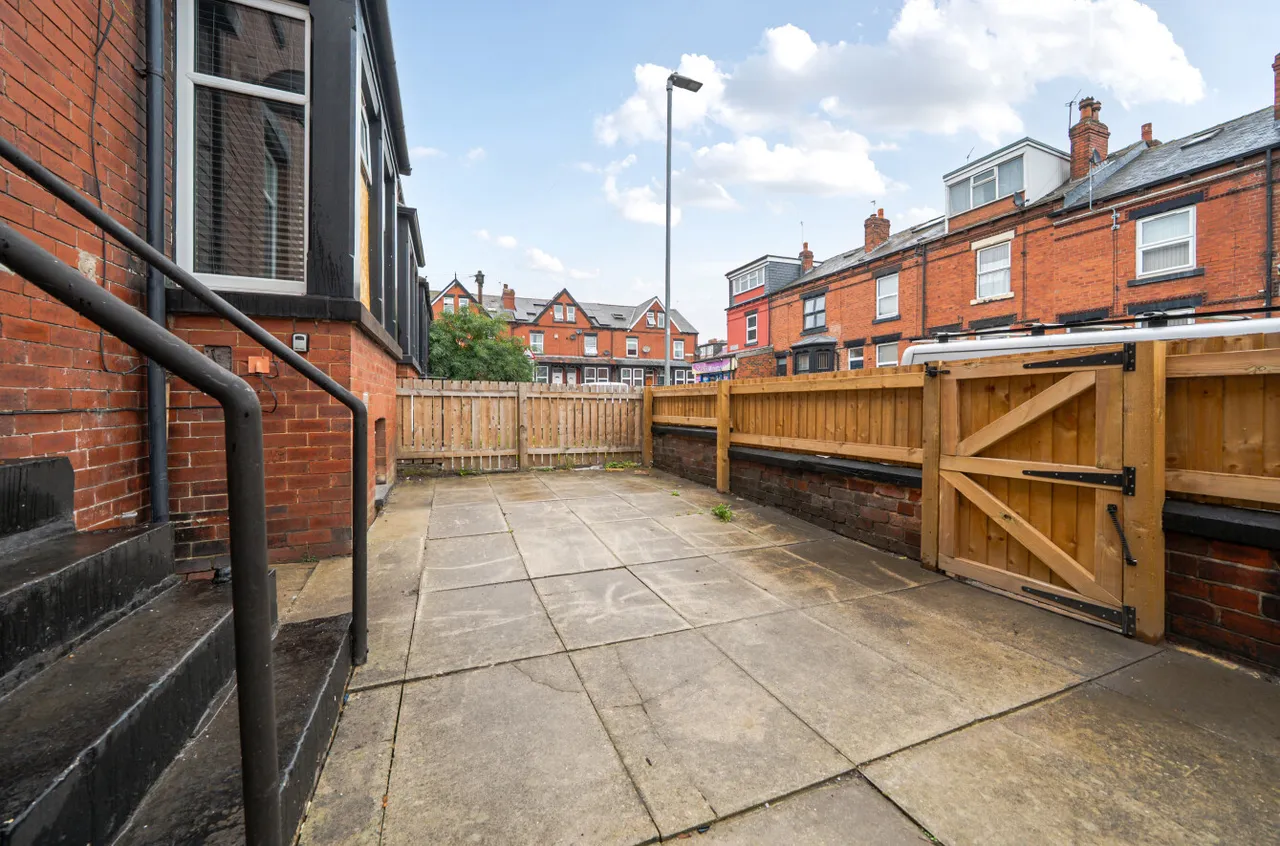 Burlington Road, Leeds, LS11, photo 11