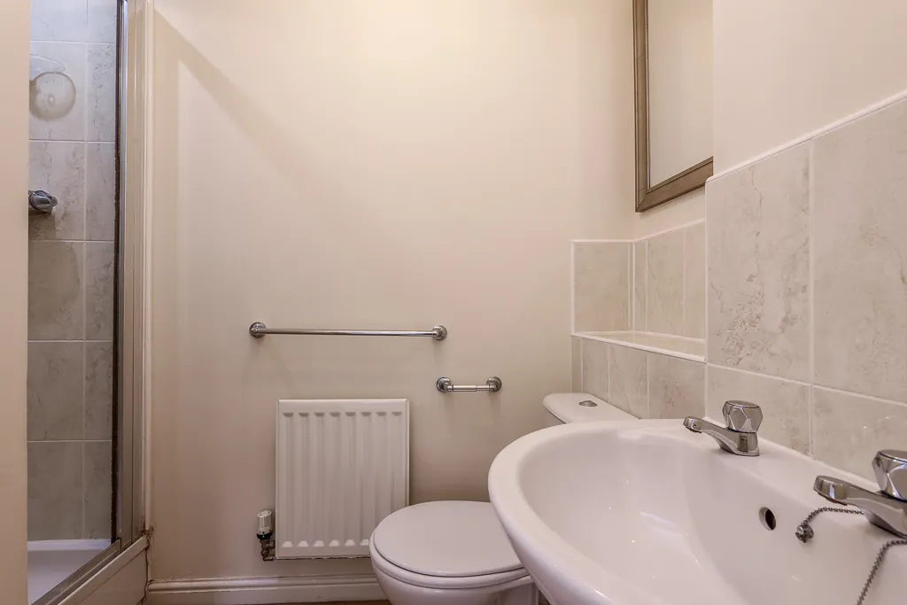 Thatcham Avenue, Kingsway, Gloucester, GL2, photo 5