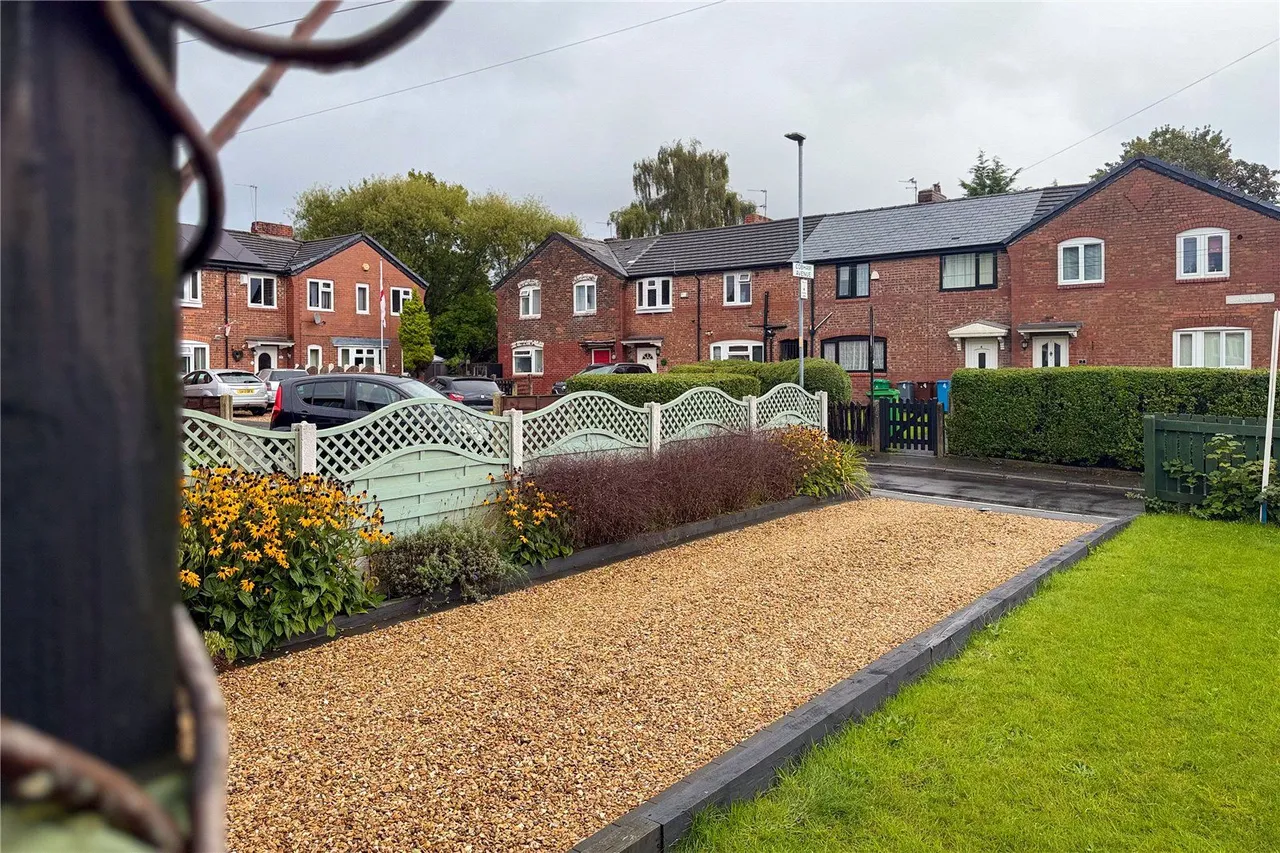 Cobham Avenue, Moston, M40, photo 8