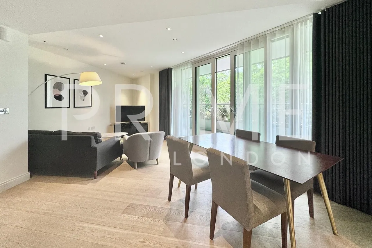2 bed flat for sale, Altissima House, Vista Chelsea Bridge Wharf, SW11