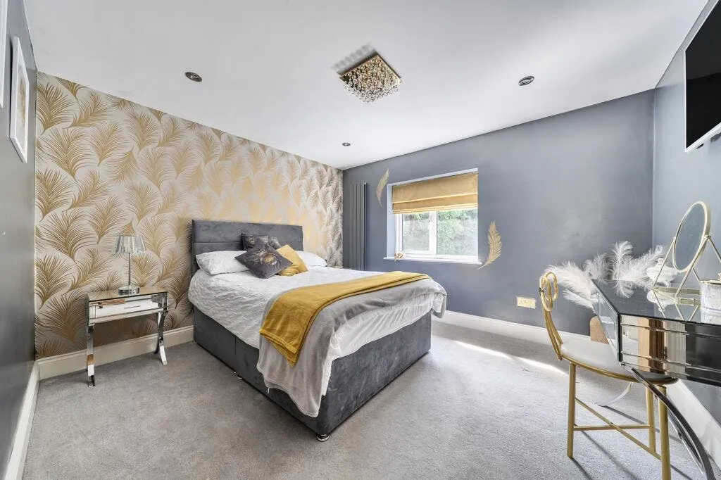 Balcombe Road, Horley, RH6, photo 27