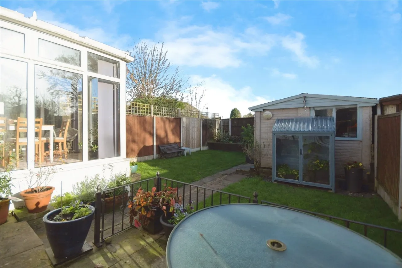 Backmoor Crescent, Sheffield, S8, photo 14