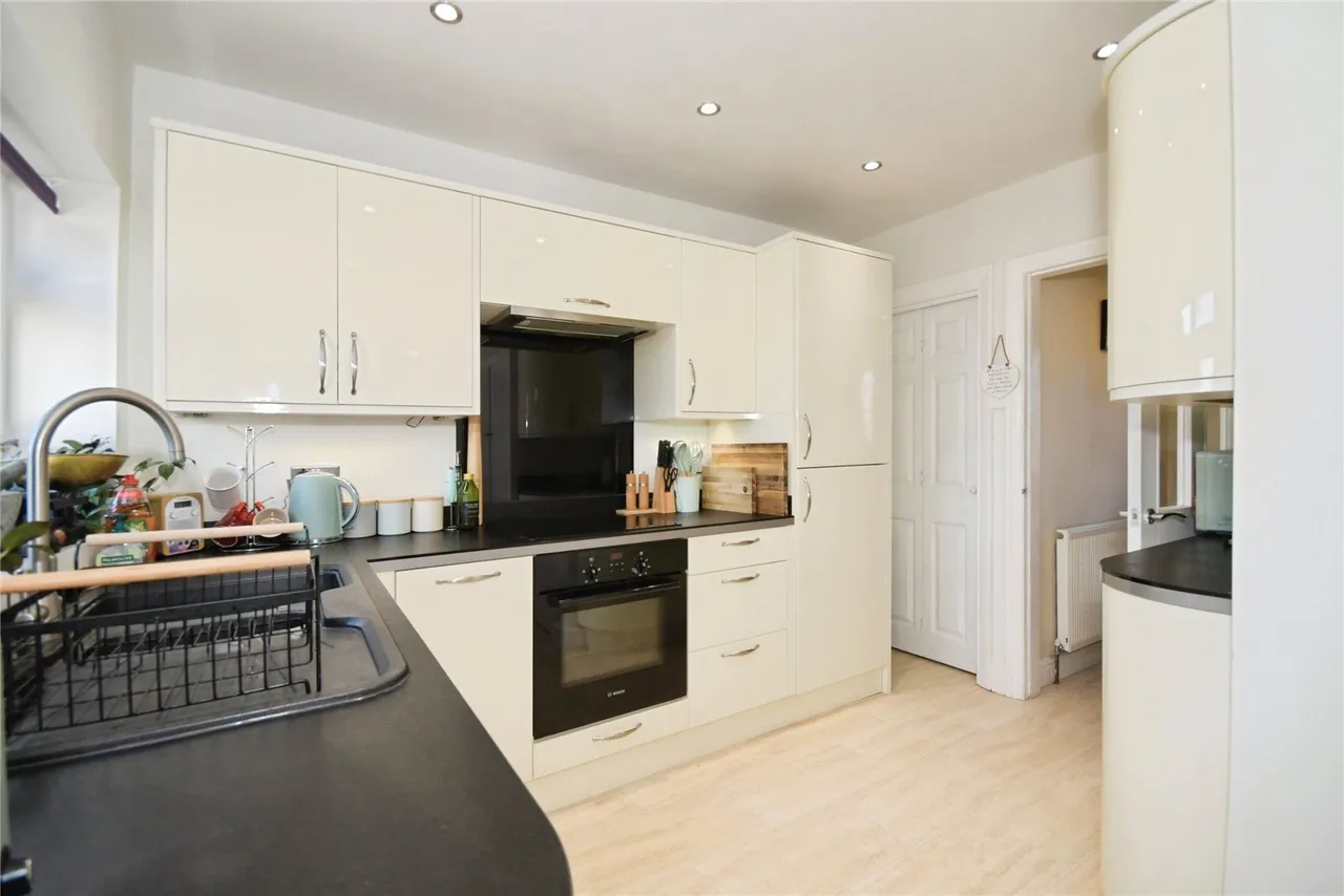 2 bed house for sale, Backmoor Crescent, Sheffield, S8