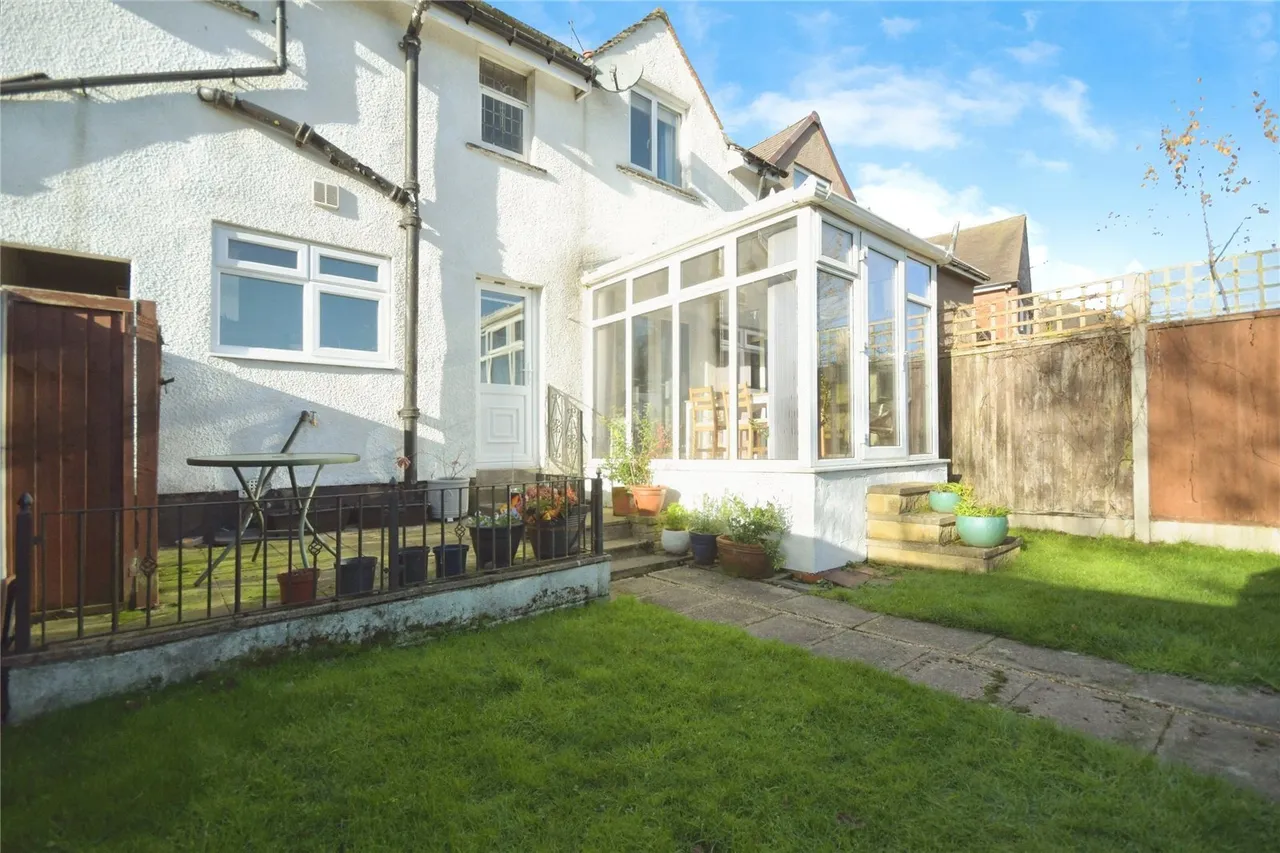 Backmoor Crescent, Sheffield, S8, photo 16