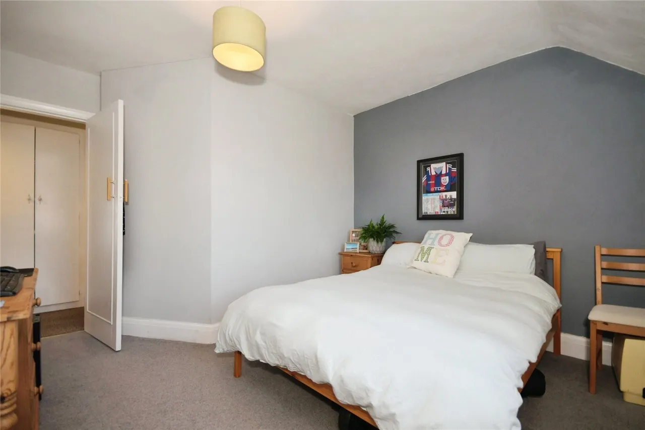 Backmoor Crescent, Sheffield, S8, photo 11