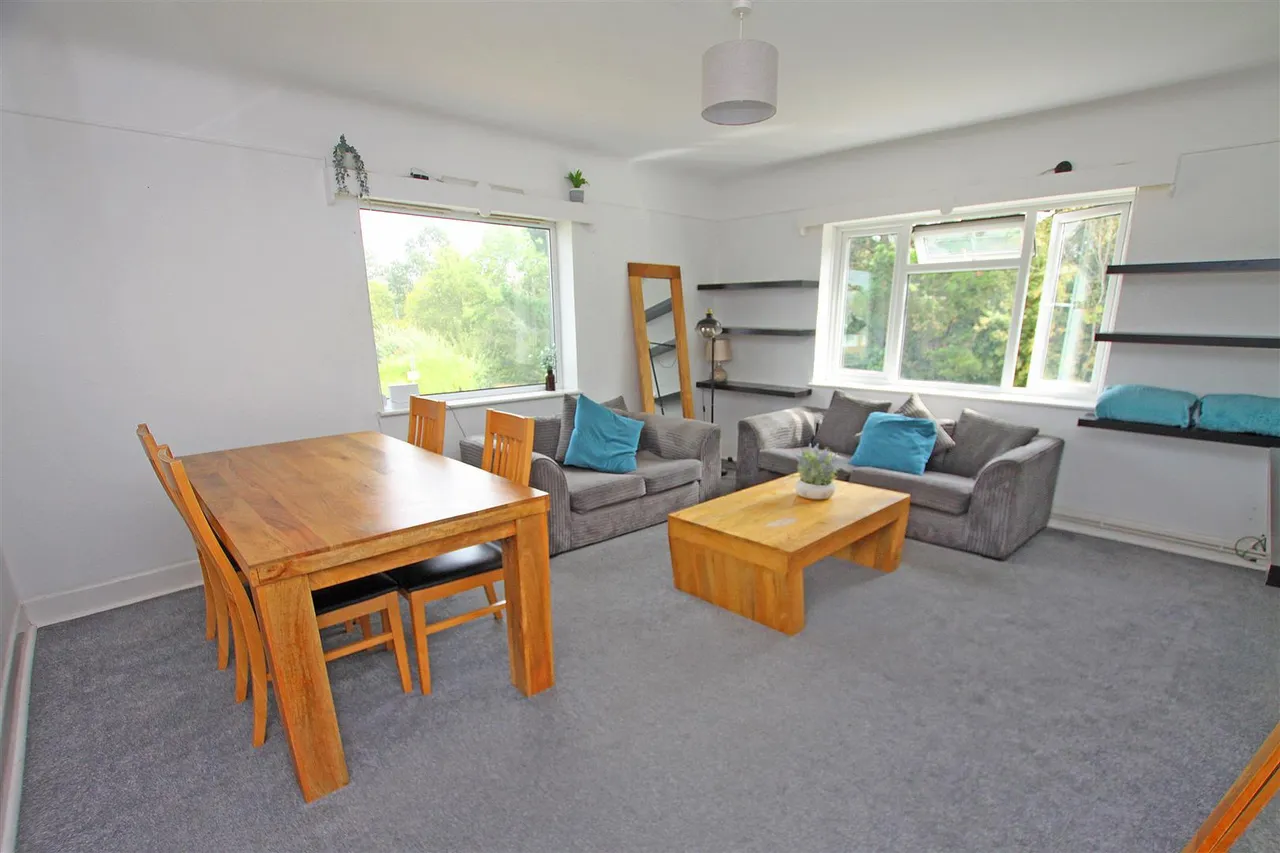 Longbarrow Close, Bournemouth, BH8, photo 3