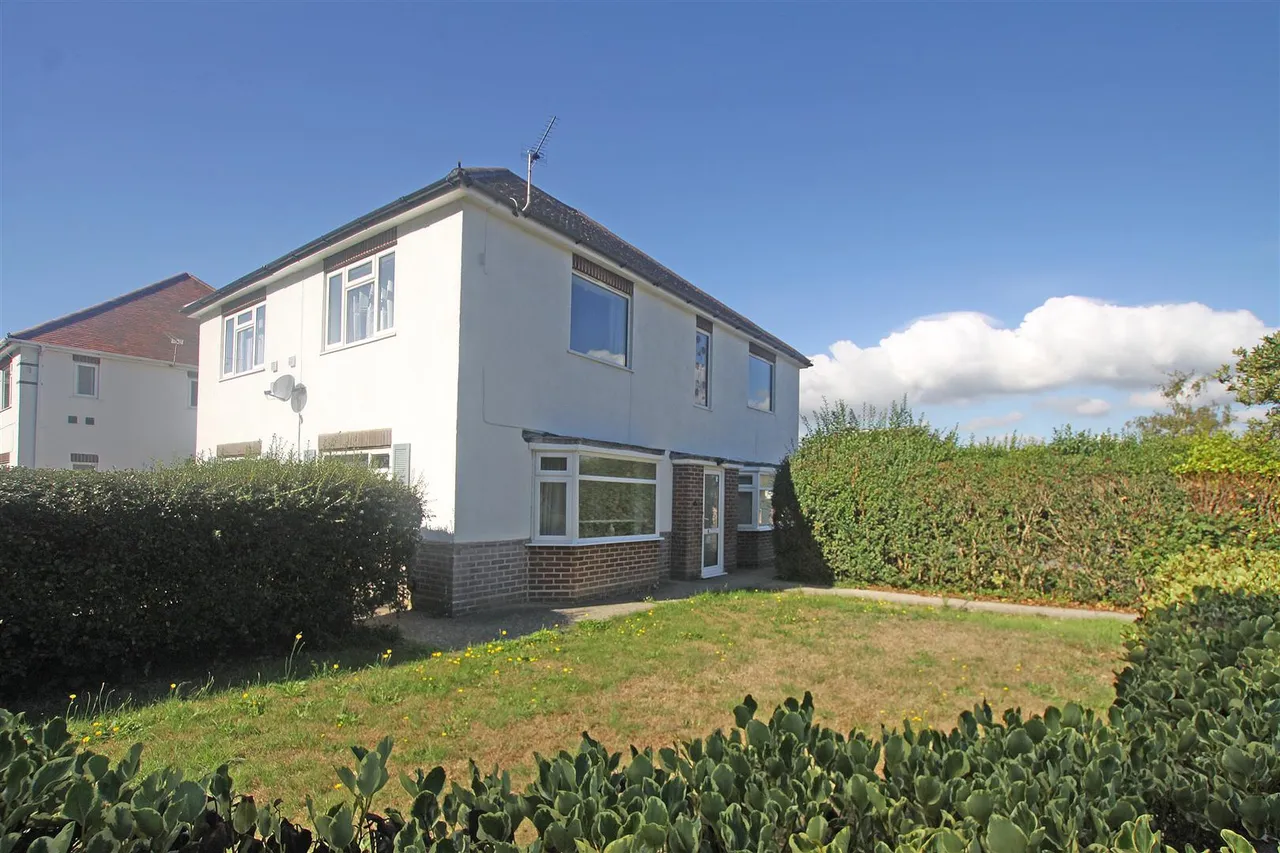 2 bed house for sale, Longbarrow Close, Bournemouth, BH8