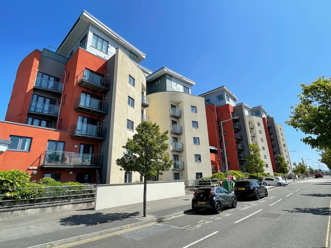 2 bed flat for sale — South Quay, Kings Road, Swansea, West Glamorgan, SA1 8AJ