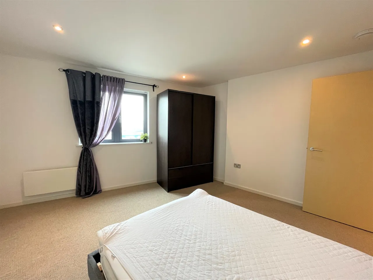 South Quay, Kings Road, Swansea, West Glamorgan, SA1 8AJ, photo 7