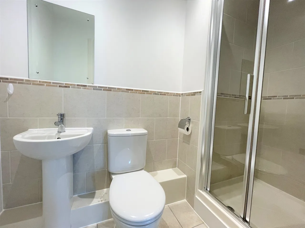 South Quay, Kings Road, Swansea, West Glamorgan, SA1 8AJ, photo 15