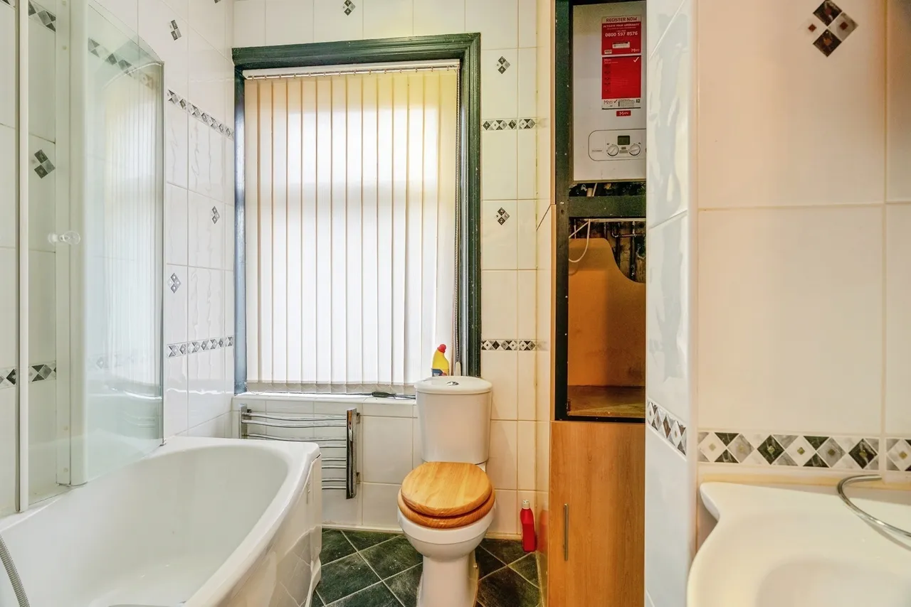 Larch Street, Nelson, BB9, photo 10
