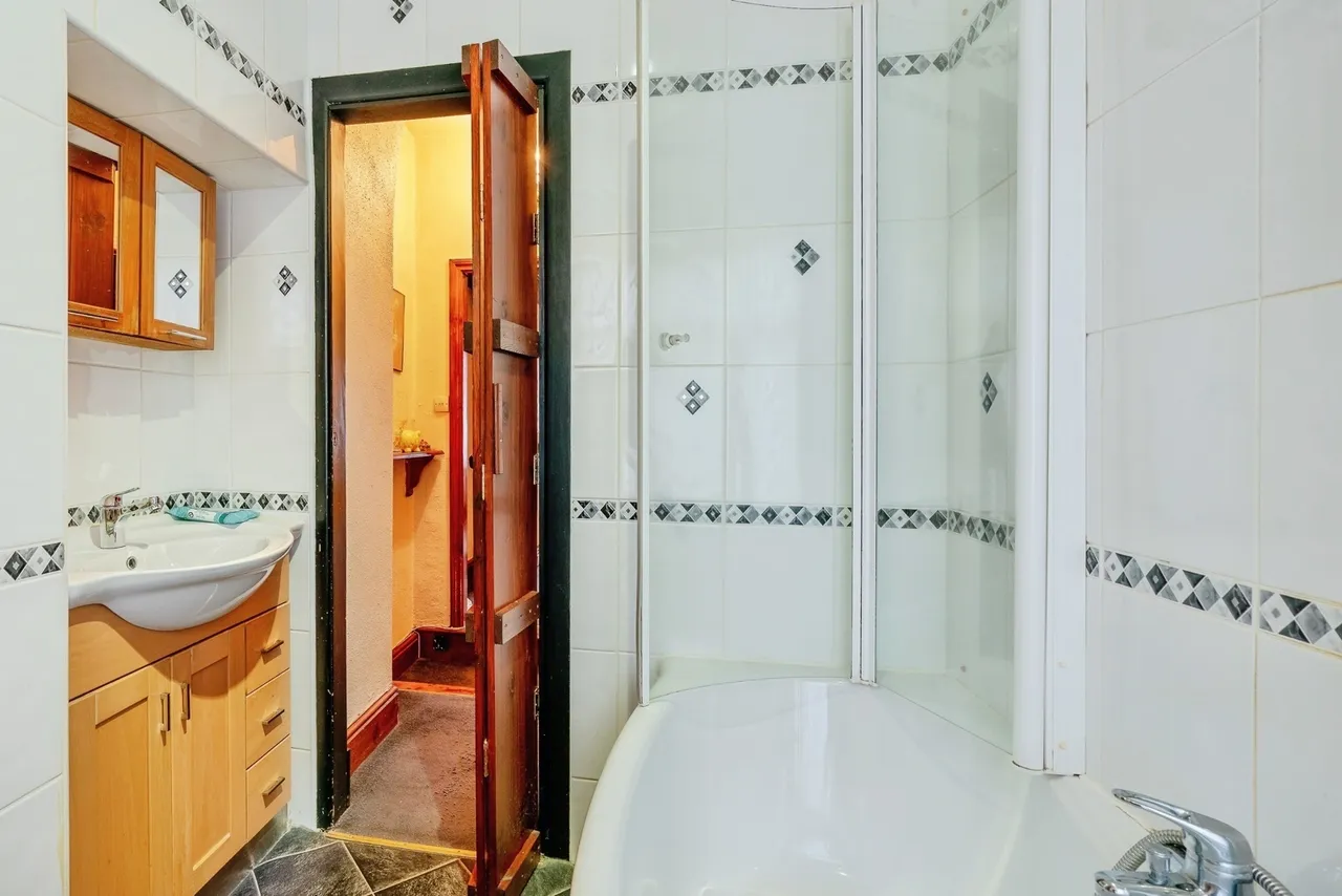 Larch Street, Nelson, BB9, photo 11
