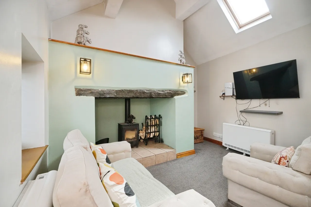 Efailnewydd, Pwllheli, LL53, photo 2