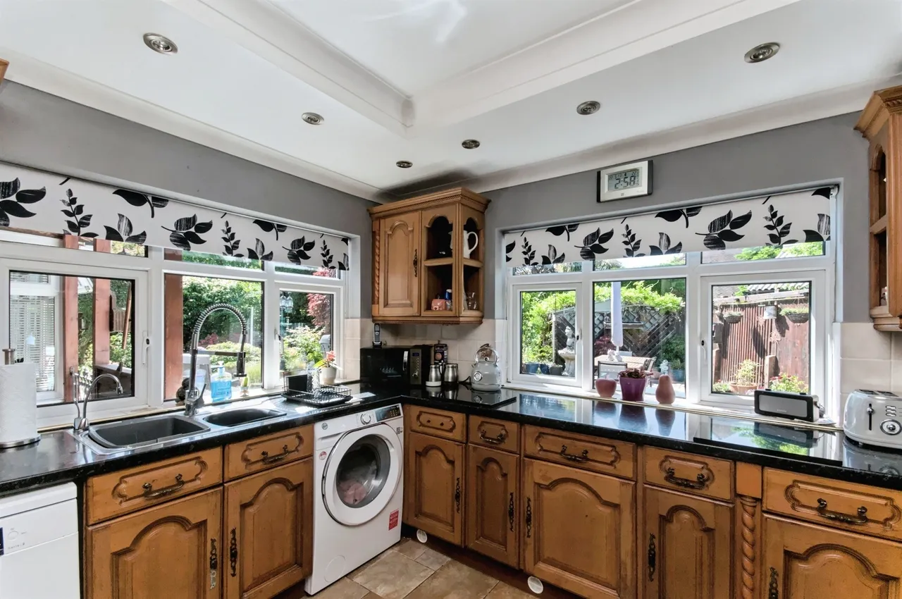 Thorne Crescent, Bexhill-On-Sea, TN39, photo 7