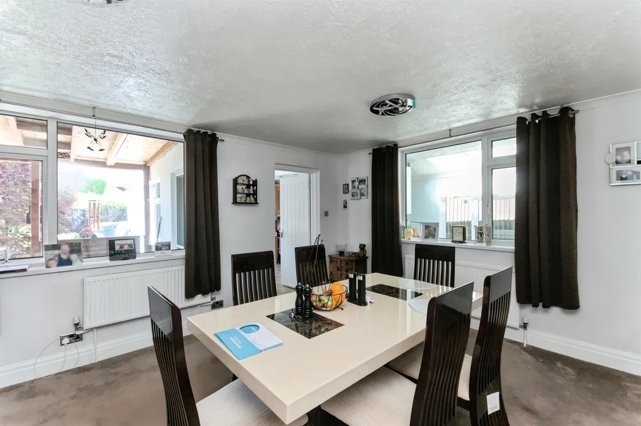 Thorne Crescent, Bexhill-On-Sea, TN39, photo 2