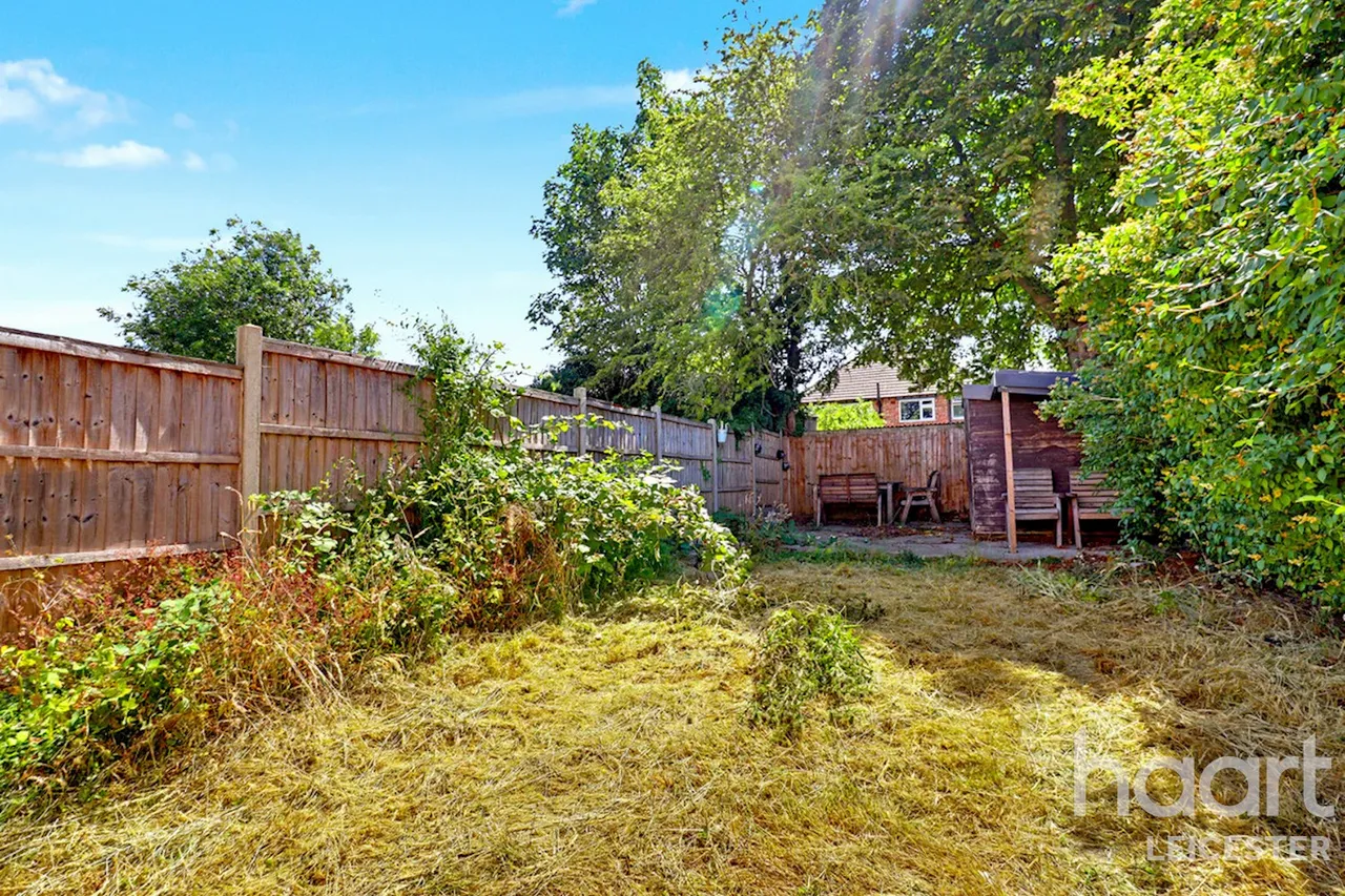 Kingston Avenue, Wigston, LE18, photo 13