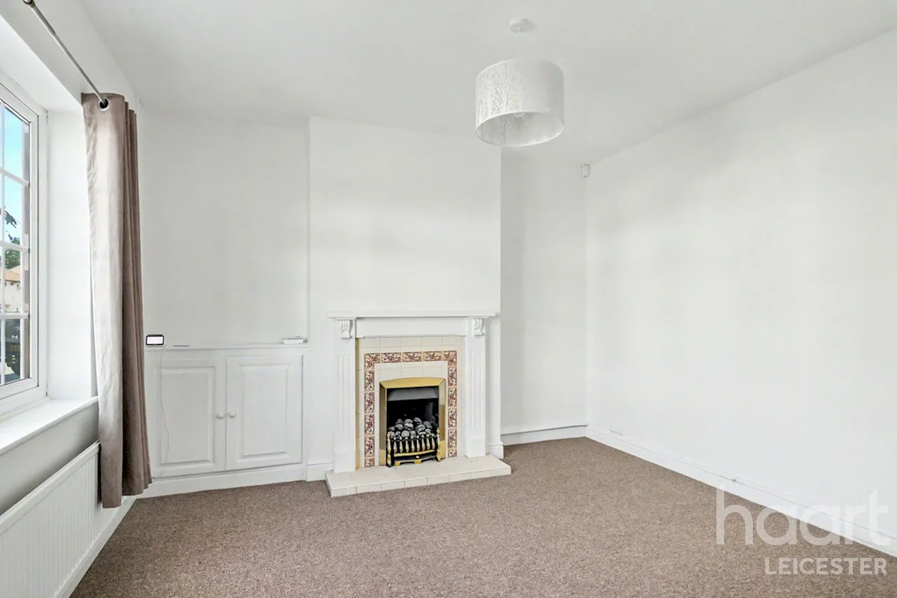 Kingston Avenue, Wigston, LE18, photo 2