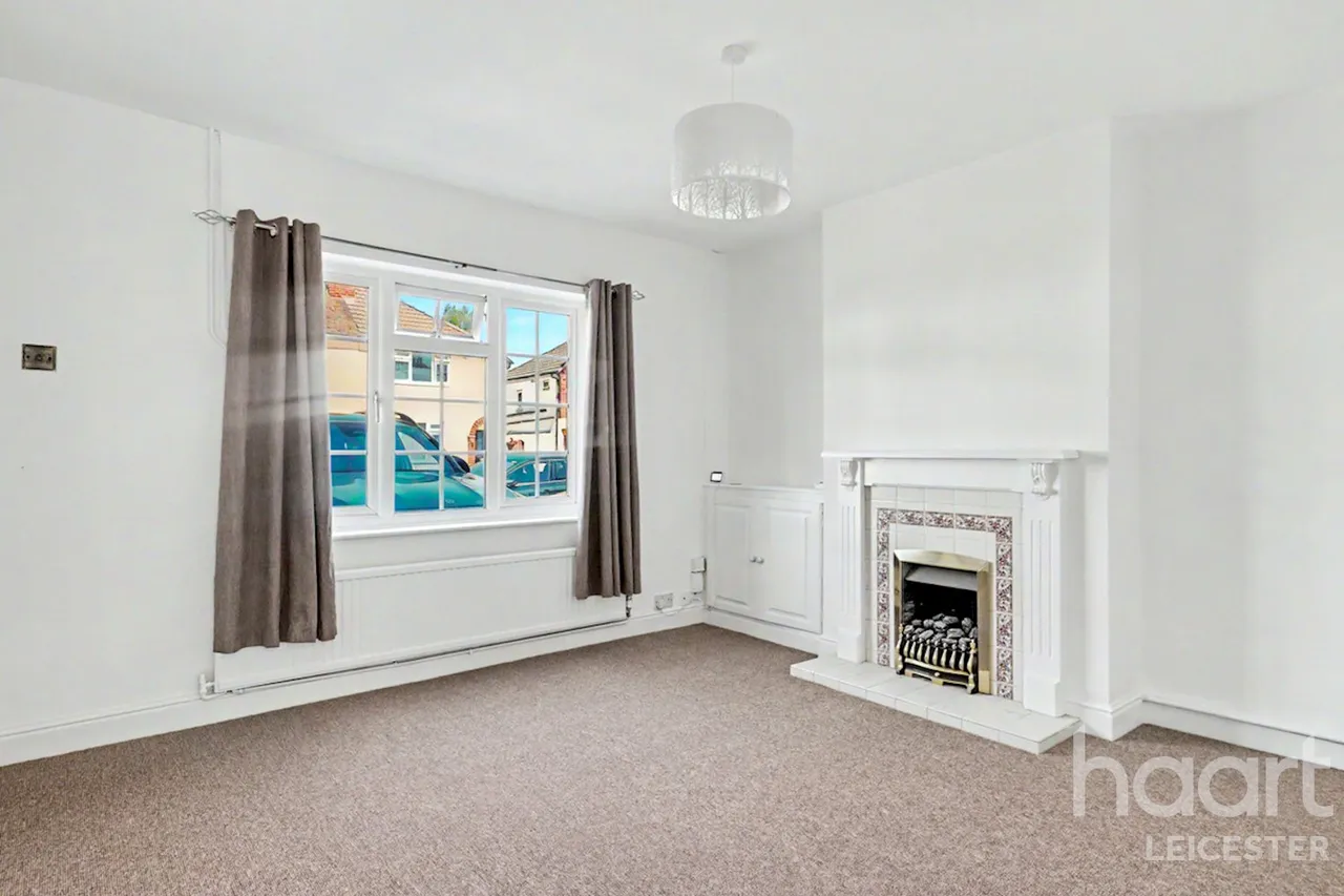 Kingston Avenue, Wigston, LE18, photo 3