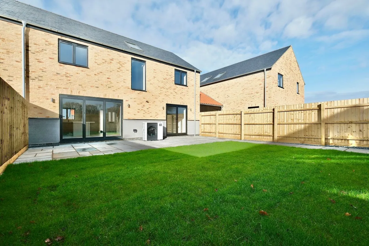 Manor Farm, Wennington, PE28, photo 15