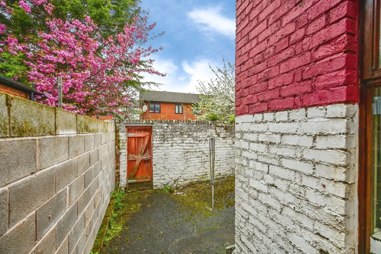 Thornycroft Road, Liverpool, L15, photo 12
