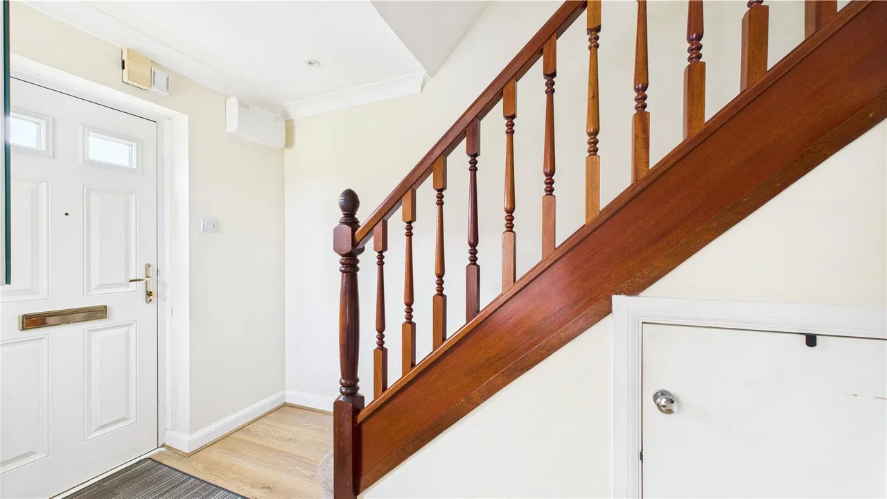 Fromow Gardens, Windlesham, GU20, photo 11