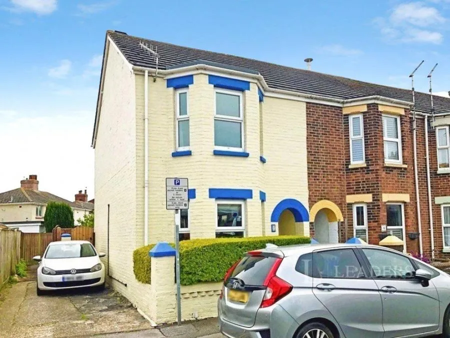2 bed house to rent, Green Road, Poole, BH15
