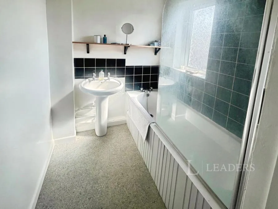 Green Road, Poole, BH15, photo 11