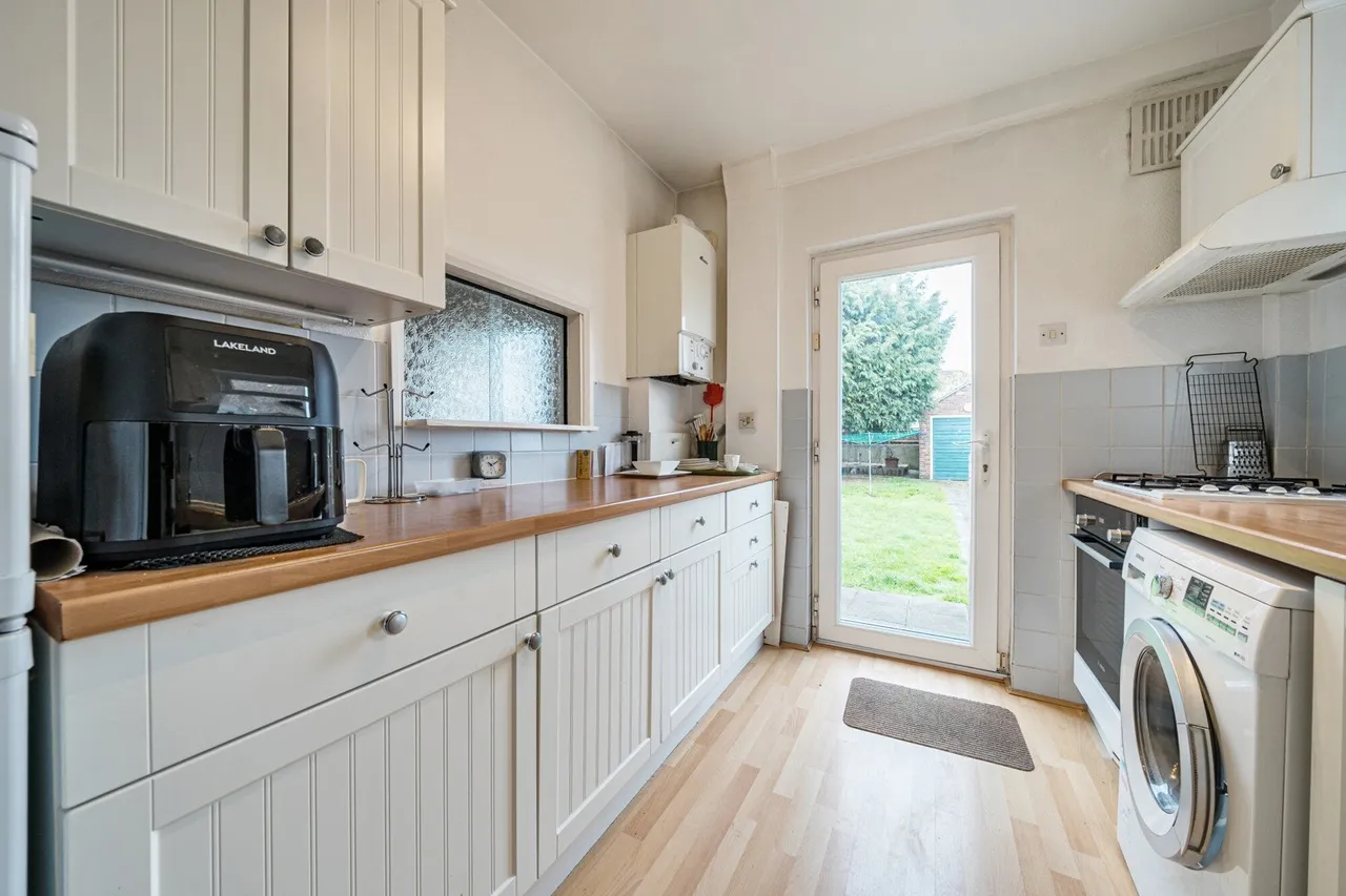 Eastry Road, DA8, photo 2