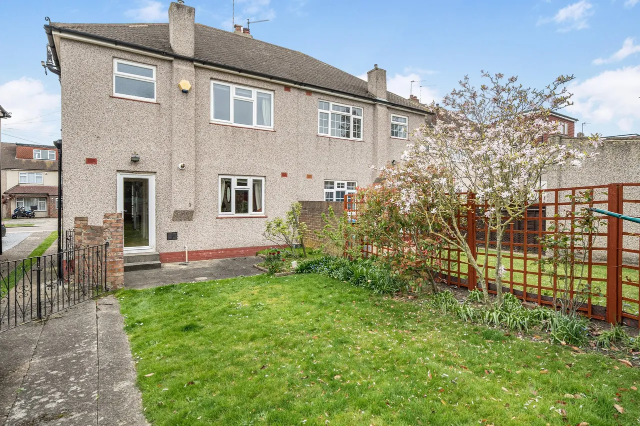 Eastry Road, DA8, photo 5