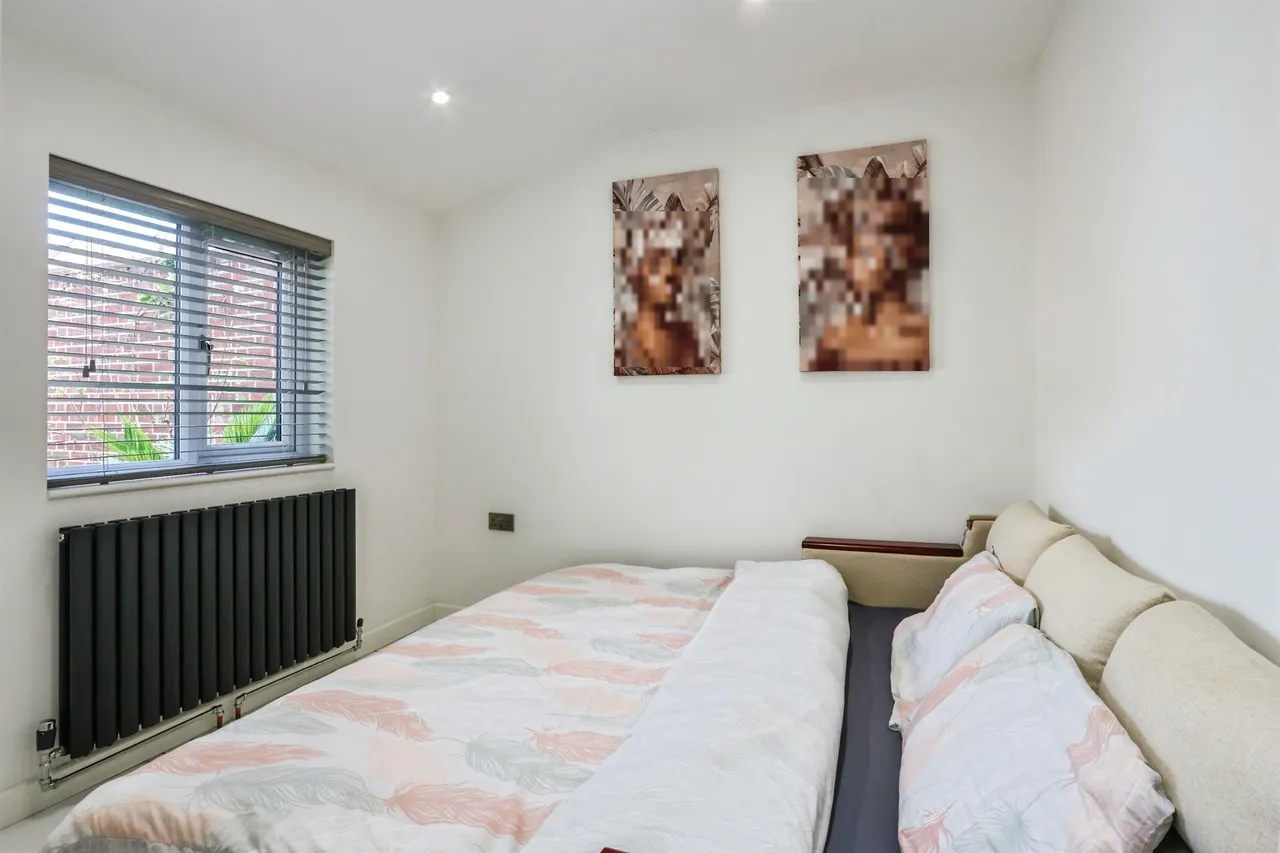 Poole Road, Branksome, BH12, photo 17
