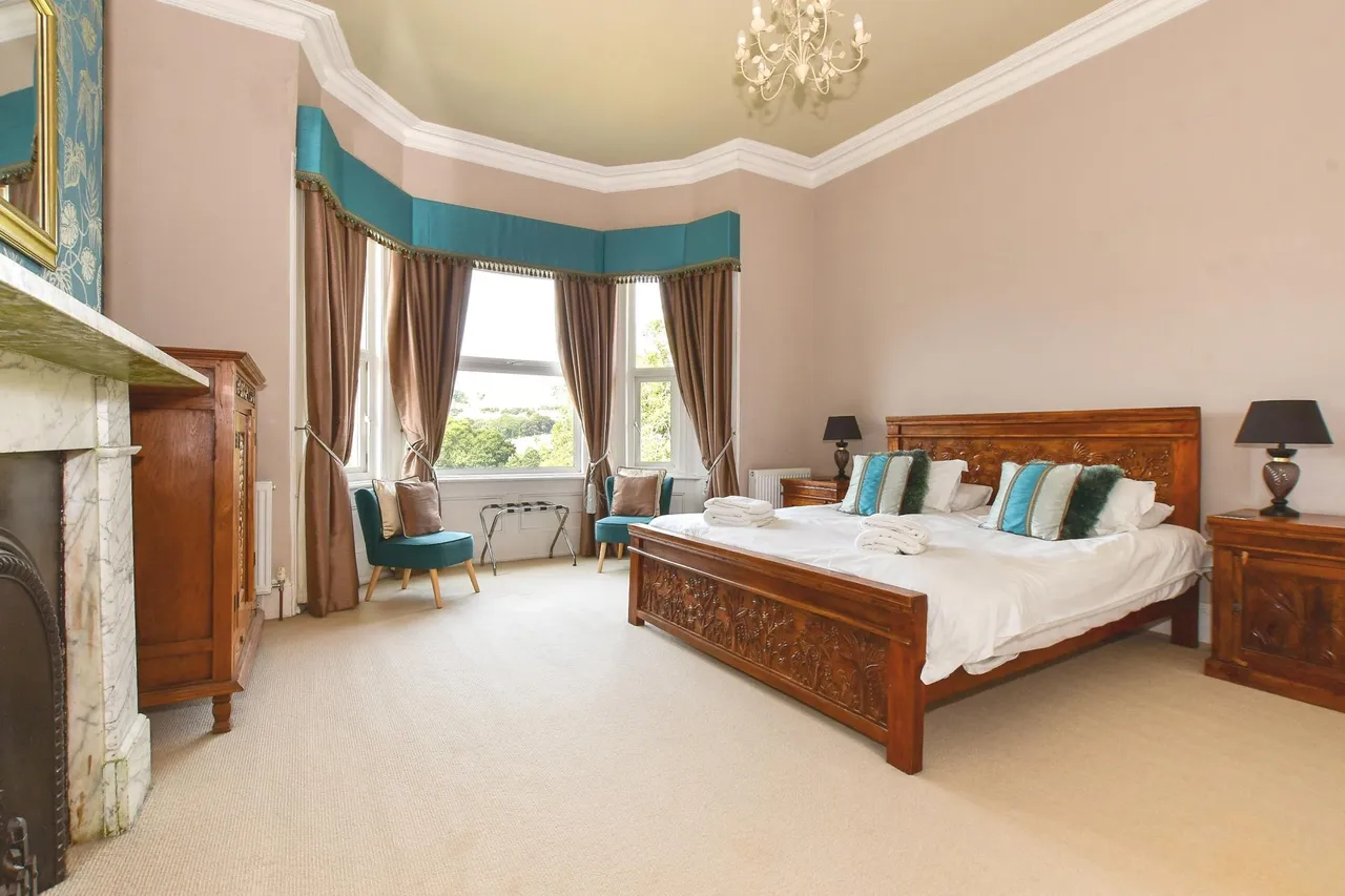 Wroxall, PO38, photo 8