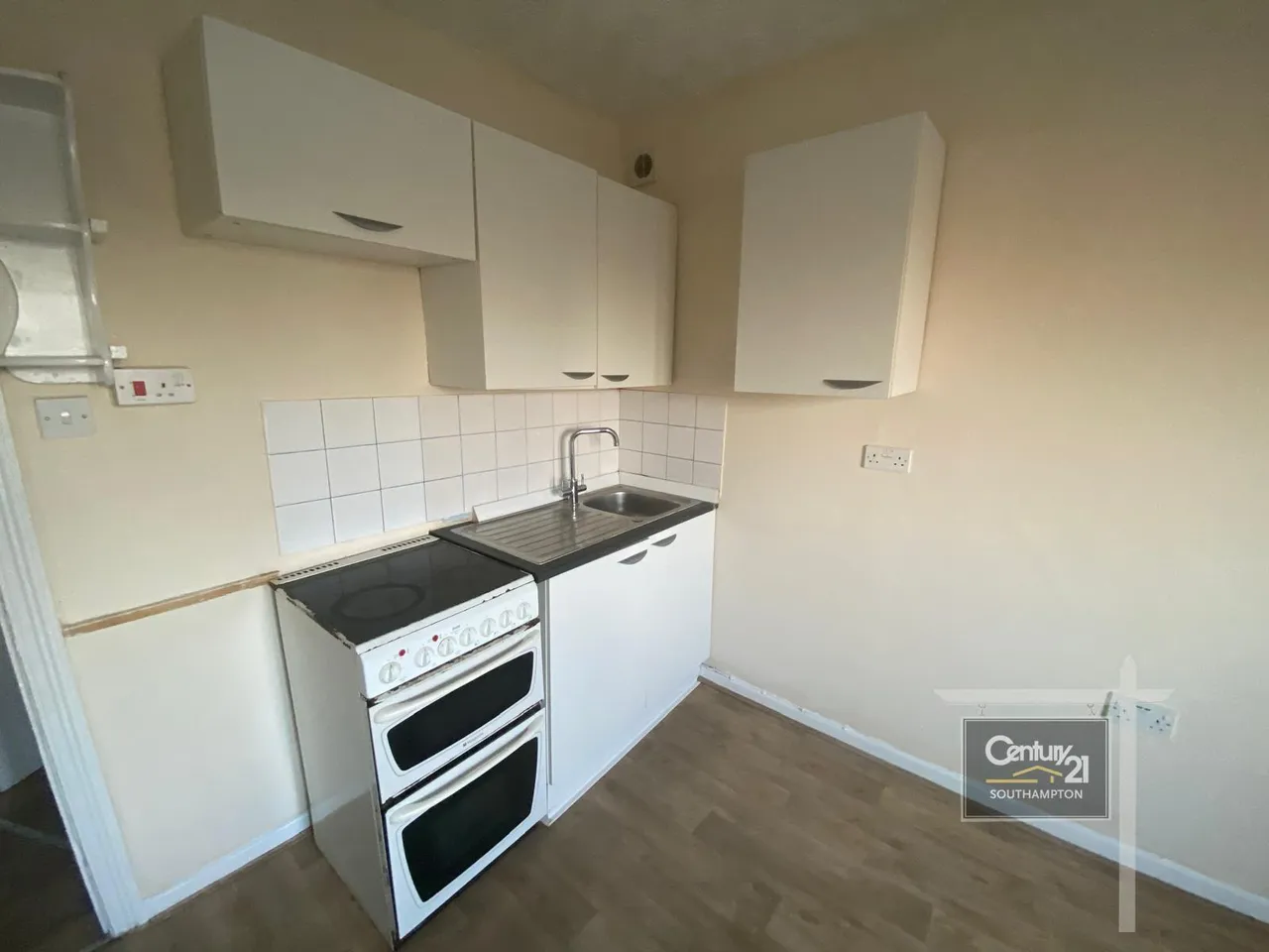 Shirley Road, Southampton, SO15, photo 2