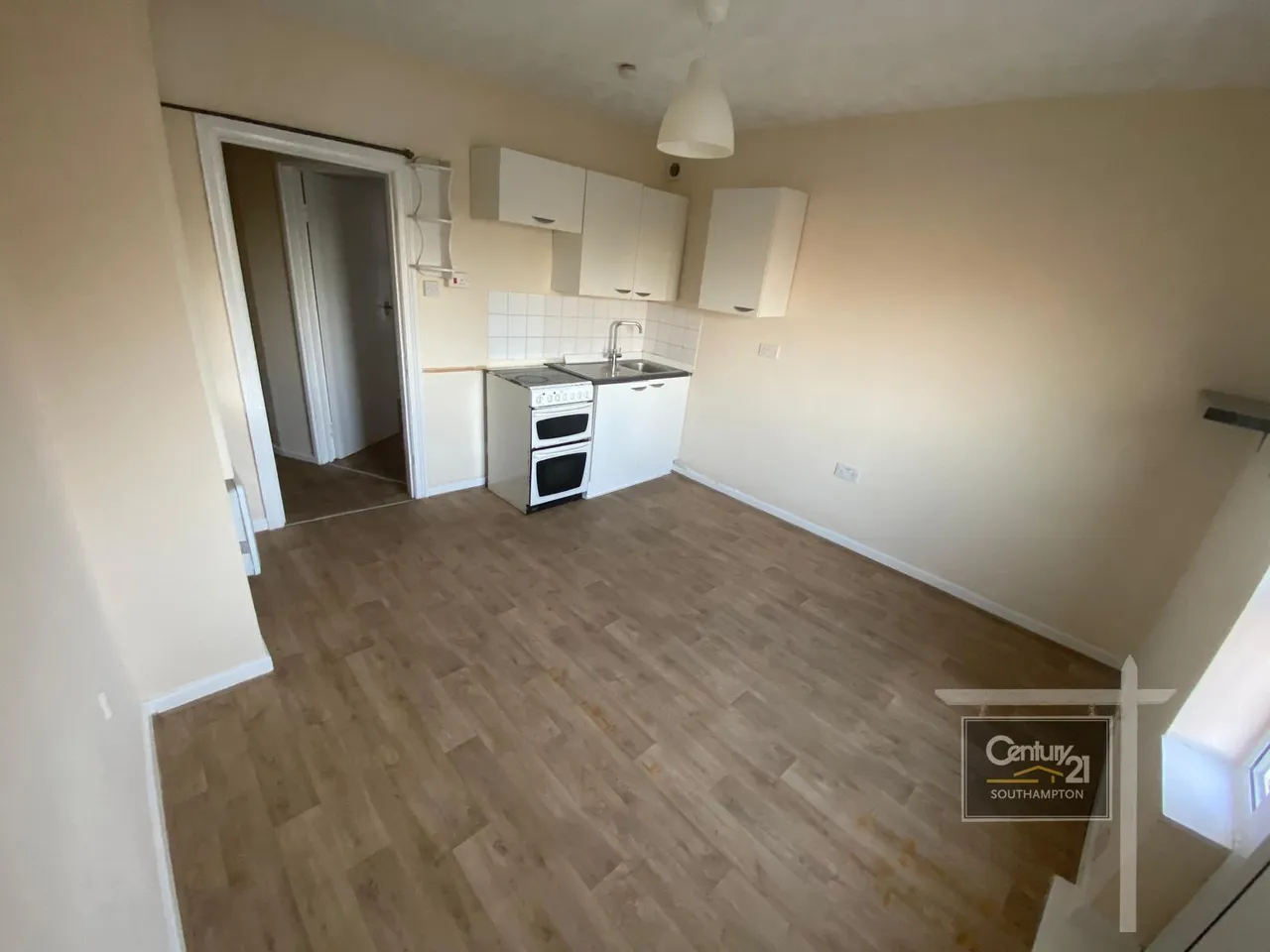 property to rent, Shirley Road, Southampton, SO15