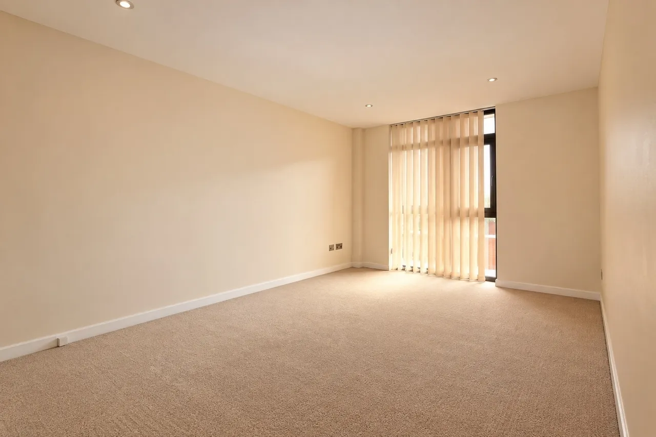 Whippendell Road, Watford, WD18, photo 4