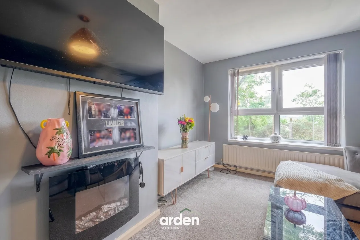 Longwood Road, Rednal, B45, photo 5