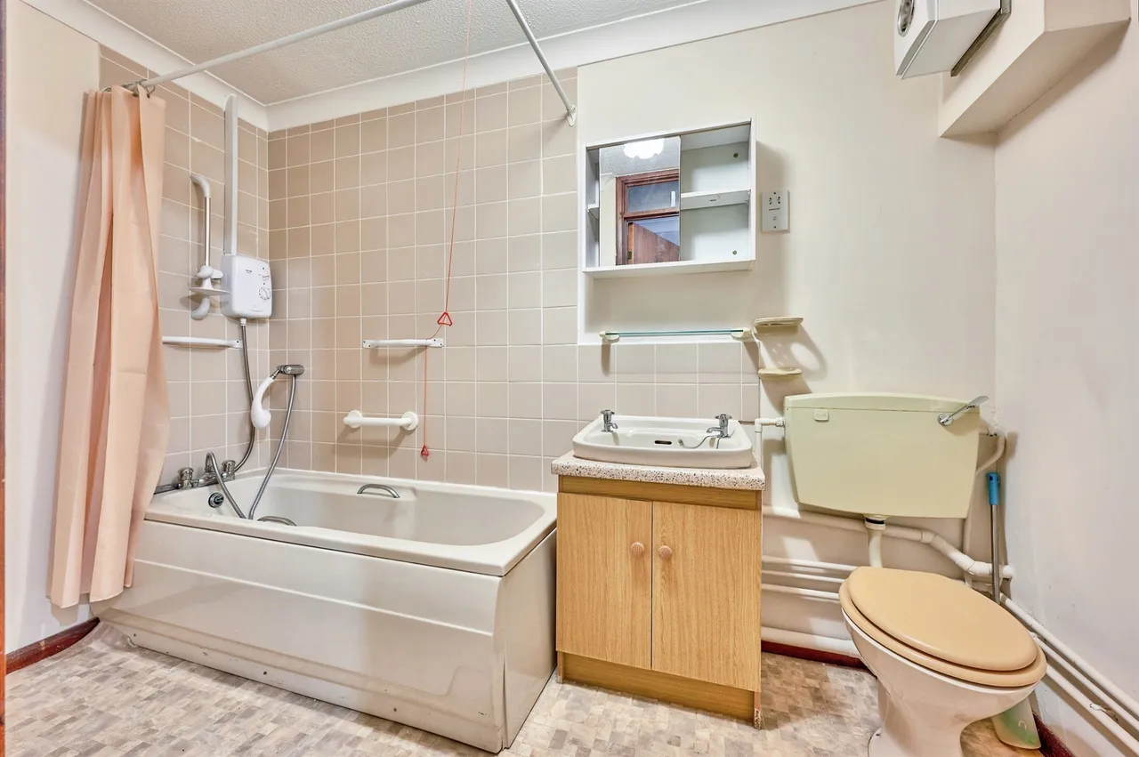Farmadine House Saffron Walden, CB11, photo 8