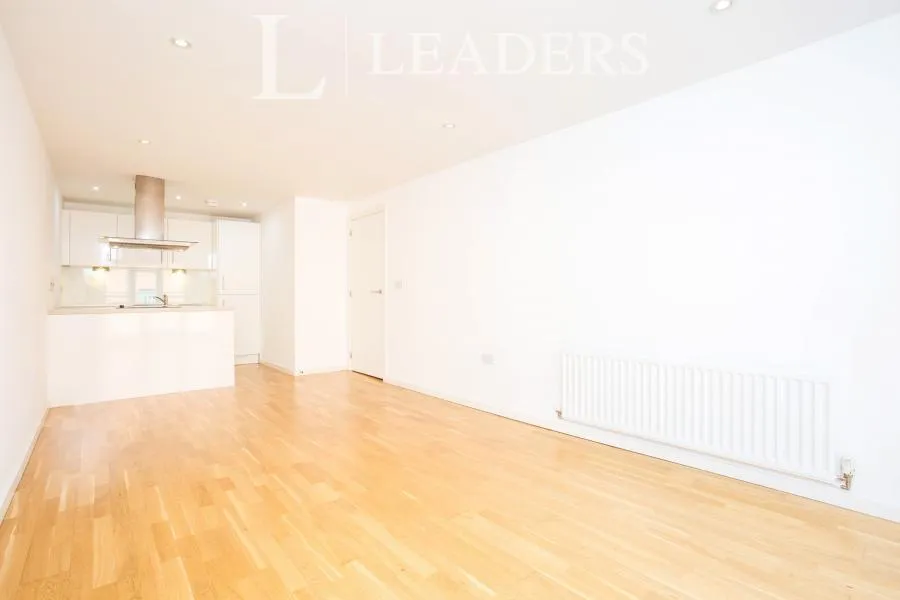 Church Street East, Woking, GU21, photo 5