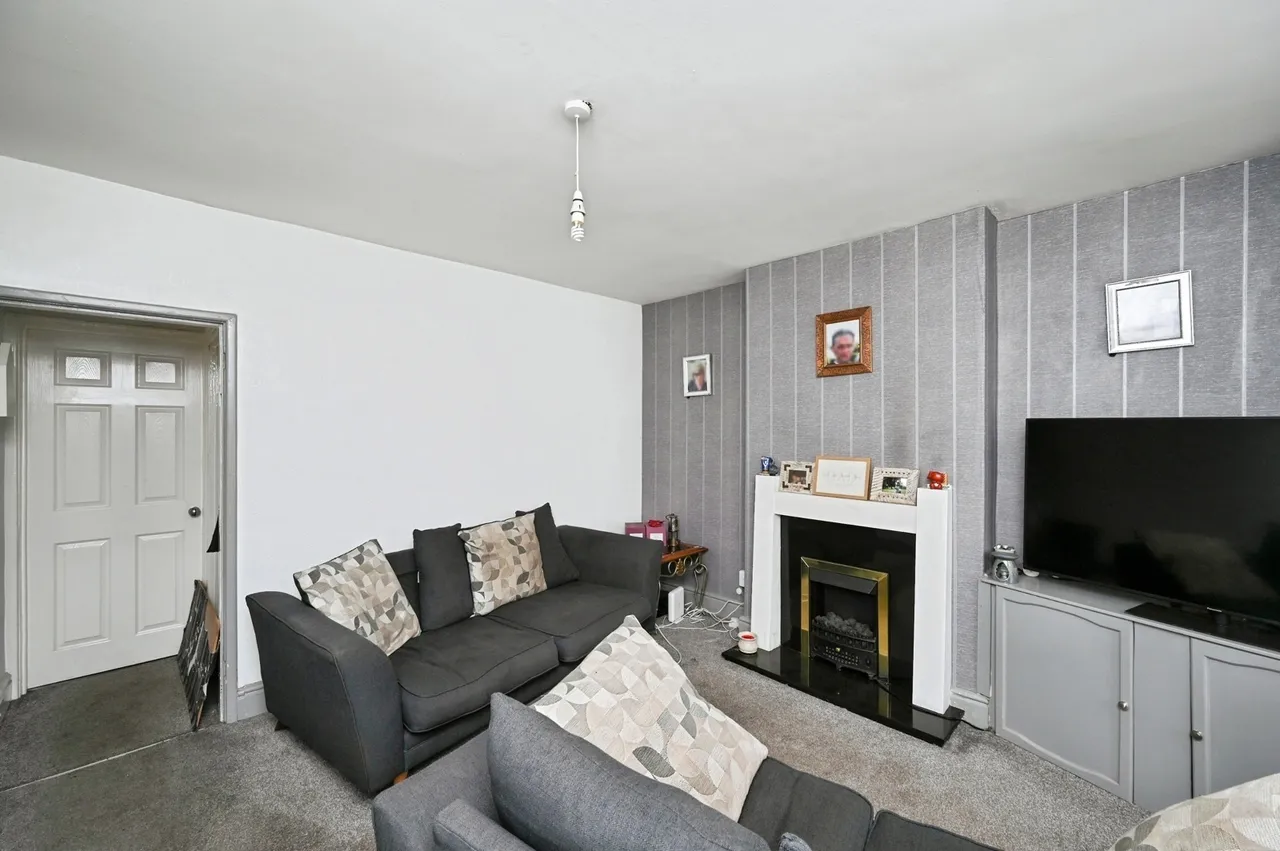 Forest Street, Kirkby-in-Ashfield, Nottingham, Nottinghamshire, NG17, photo 5
