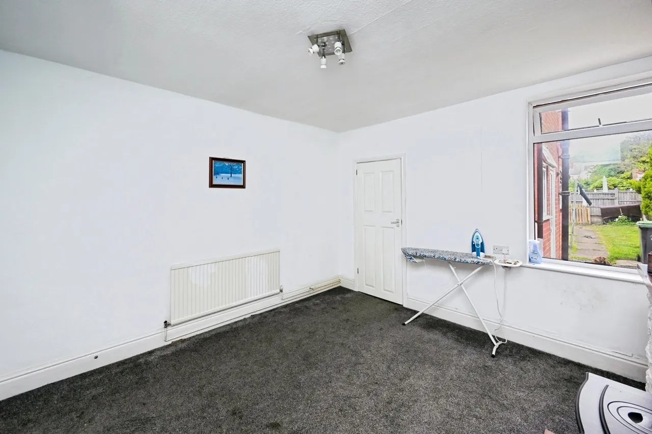 Forest Street, Kirkby-in-Ashfield, Nottingham, Nottinghamshire, NG17, photo 7