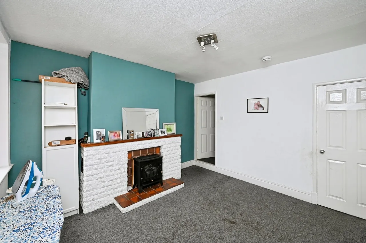 Forest Street, Kirkby-in-Ashfield, Nottingham, Nottinghamshire, NG17, photo 6