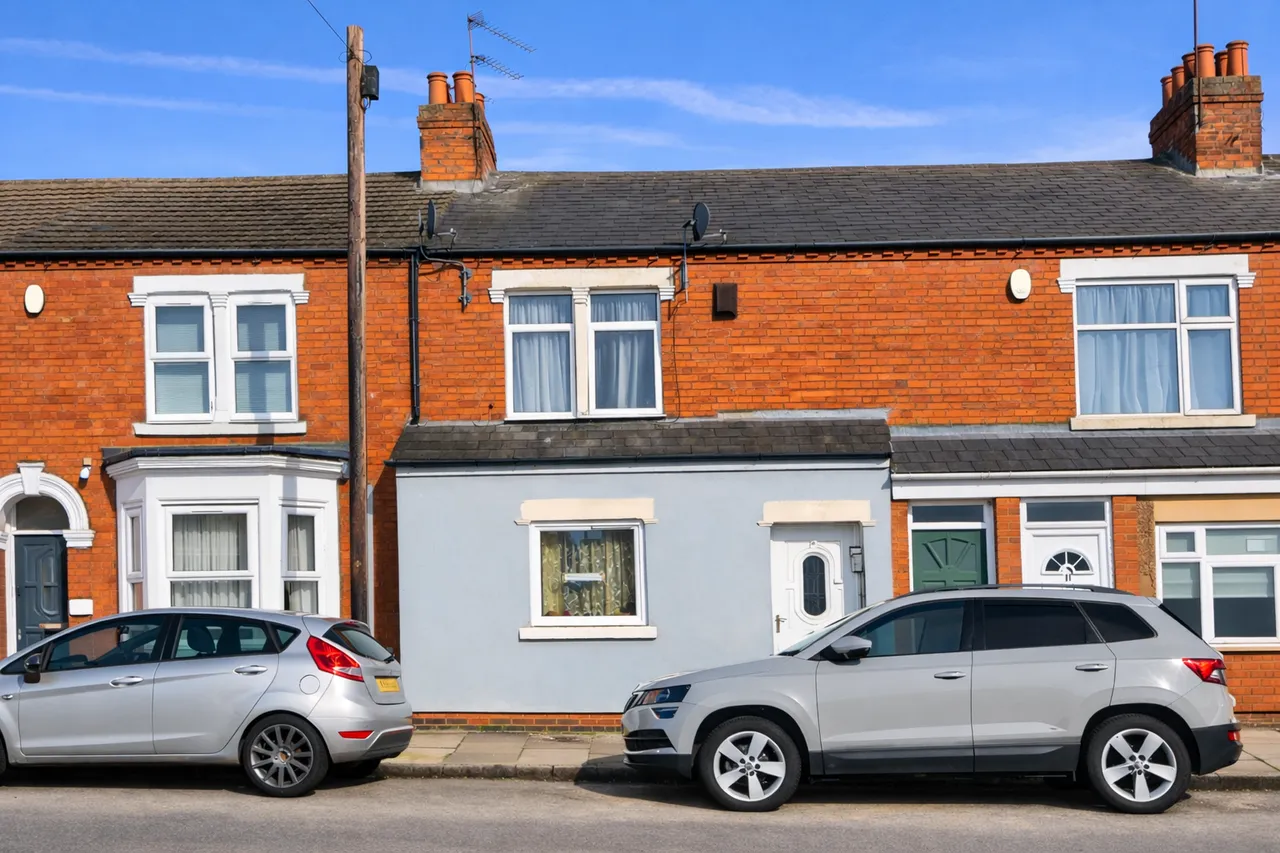 2 bed property for sale — Collingwood Road, Northampton, NN1 4RD