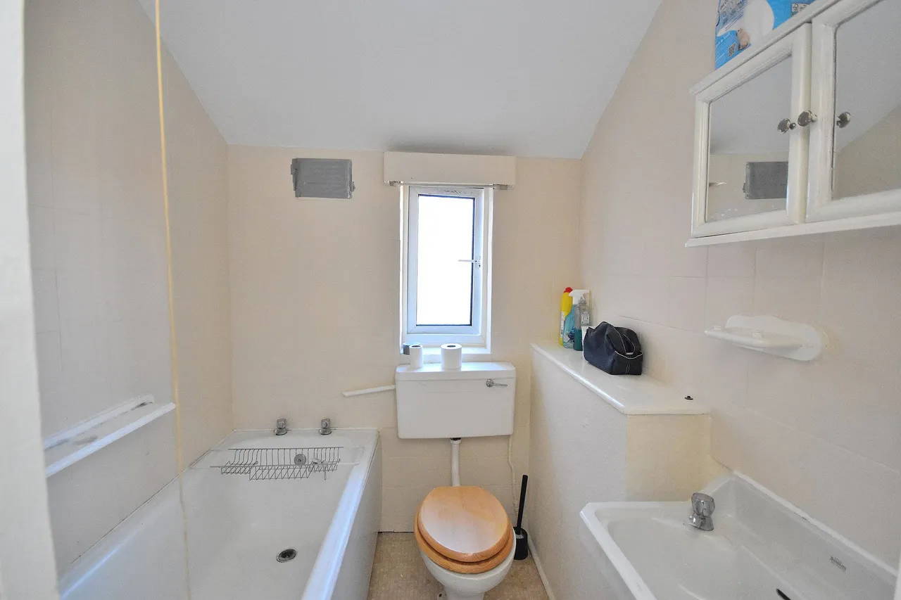 Collingwood Road, Northampton, NN1 4RD, photo 8