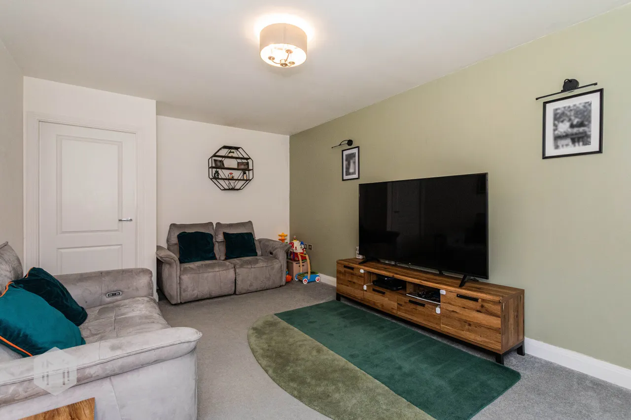 Hollins Drive, Bolton, BL2 1DH, photo 3