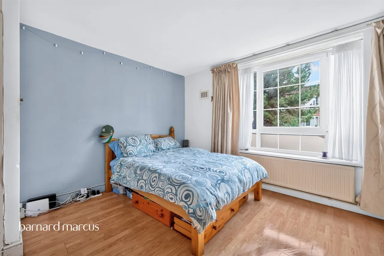 Meadow Road, London, photo 12